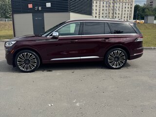 2022 Lincoln Aviator II, красный, 5600000 рублей, вид 5