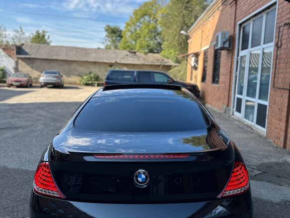 2008 BMW 6 серии 650i II (E63/E64) Рестайлинг, чёрный, 1170000 рублей - вид 12
