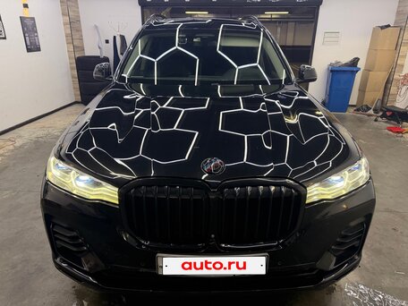 2020 BMW X7 30d I (G07), чёрный, 7150000 рублей, вид 2