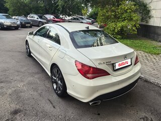 2015 Mercedes-Benz CLA 200 I (C117, X117), белый, 1900000 рублей, вид 3