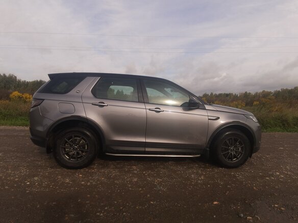 2021 Land Rover Discovery Sport I Рестайлинг, серый, 3600000 рублей - вид 4