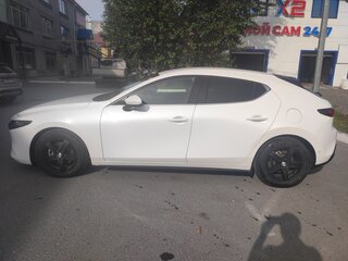 2021 Mazda 3 IV (BP), белый, 2000000 рублей, вид 3