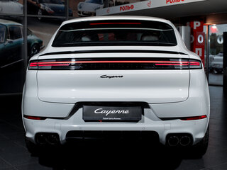 2026 Porsche Cayenne Coupé III Рестайлинг, серый, 24200000 рублей, вид 4