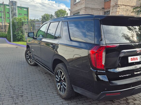 2022 GMC Yukon V, чёрный, 8500000 рублей - вид 4