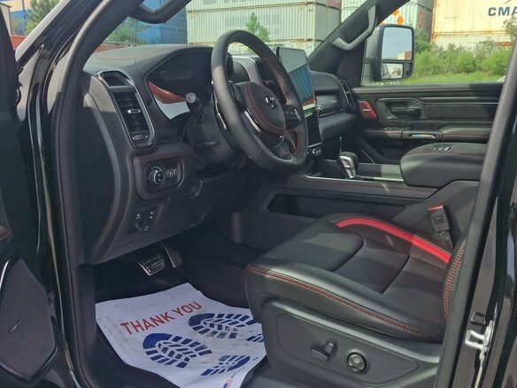 2026 Ram 1500 TRX SRT V Рестайлинг, чёрный, 18949000 рублей - вид 5