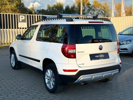 2014 Skoda Yeti I Рестайлинг, белый, 1055000 рублей, вид 4