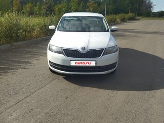 2016 Skoda Rapid I, белый, 900000 рублей, вид 3