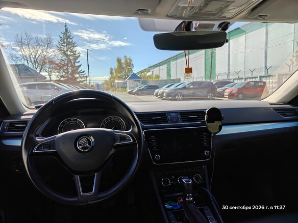 2019 Skoda Superb III, синий, 2250000 рублей - вид 5