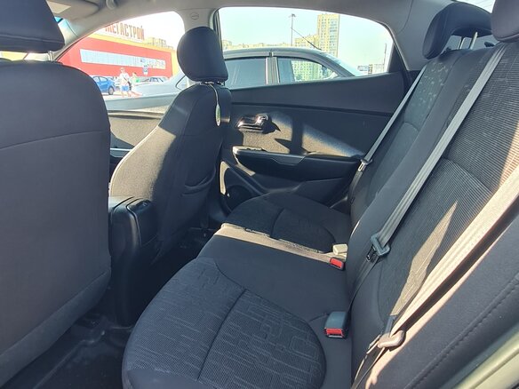 2013 Kia Rio 4-speed III, чёрный, 960000 рублей - вид 13