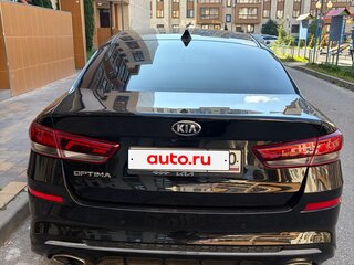 2019 Kia Optima IV Рестайлинг, чёрный, 1790000 рублей, вид 3