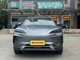 2025 BYD Song Plus EV 71.8 kWh I Рестайлинг, серебристый, 3385700 рублей, вид 2