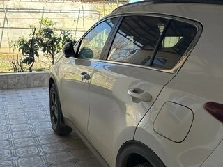 2021 Kia Sportage IV Рестайлинг, белый, 2280000 рублей, вид 3