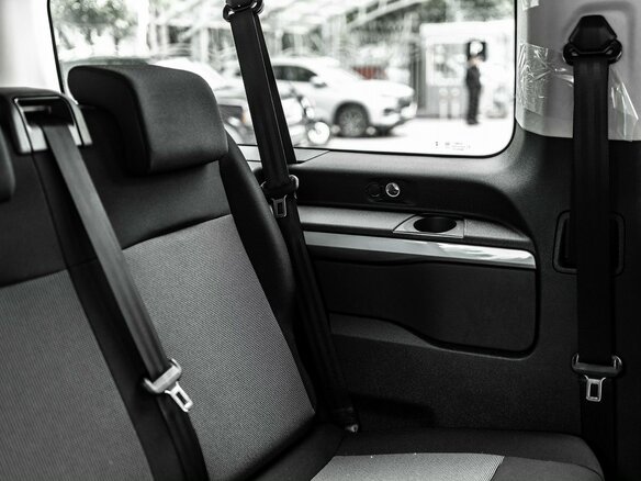 2025 Peugeot Traveller Long I Рестайлинг, белый, 6250000 рублей - вид 40
