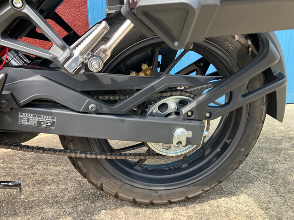 2025 Honda CB 190X (Wuyang), красный, 298000 рублей - вид 23