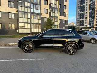 2011 Porsche Cayenne Diesel II (958), чёрный, 2650000 рублей, вид 1