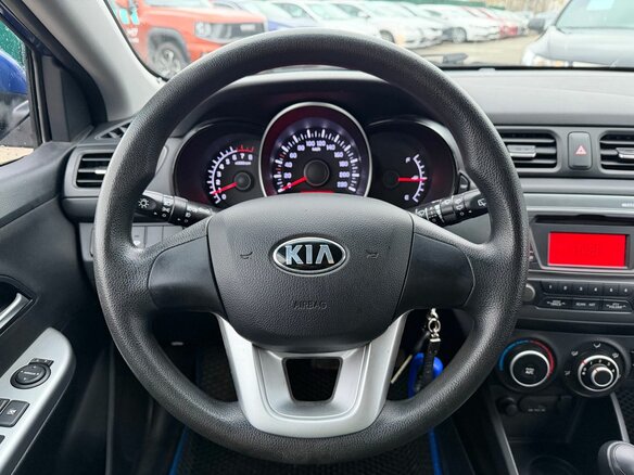 2013 Kia Rio 4-speed III, синий, 965000 рублей - вид 10
