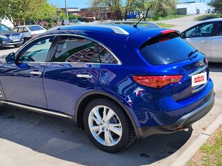 2014 Infiniti QX70, синий, 1900000 рублей, вид 3