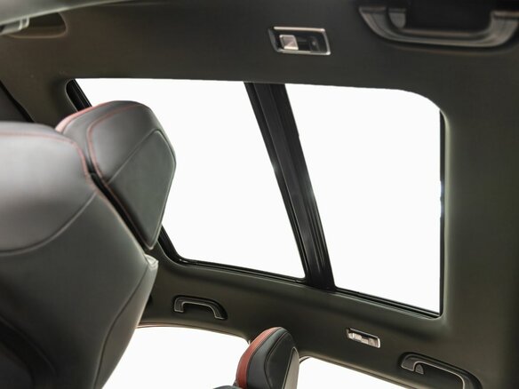 2023 Geely Coolray I Рестайлинг, красный, 2098000 рублей - вид 30