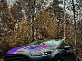 2017 Ford Fiesta Mk6 Рестайлинг, красный, 899000 рублей, вид 3