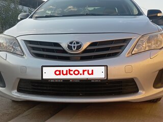 2010 Toyota Corolla X (E140, E150) Рестайлинг, серебристый, 1100000 рублей, вид 2