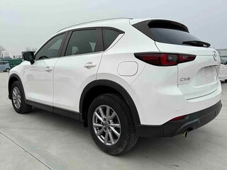 2023 Mazda CX-5 II Рестайлинг, белый, 2470000 рублей, вид 4