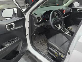2022 Hyundai Venue I, белый, 1700000 рублей, вид 5