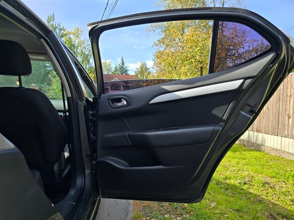 2013 Citroen C4 II, серый, 760000 рублей - вид 16