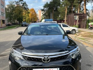 2017 Toyota Camry VII (XV50) Рестайлинг 2, чёрный, 1830000 рублей, вид 3