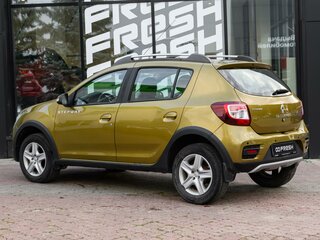 2016 Renault Sandero Stepway II, золотистый, 959000 рублей, вид 2