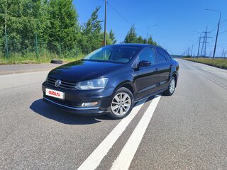 2017 Volkswagen Polo V Рестайлинг, чёрный, 1390000 рублей, вид 5