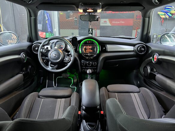 2016 Mini Hatch Cooper S III (F55/F56), серебристый, 2100000 рублей - вид 5