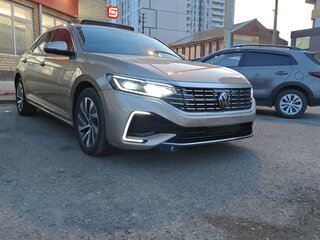 2021 Volkswagen Passat GTE B8 Рестайлинг, золотистый, 3000000 рублей, вид 4