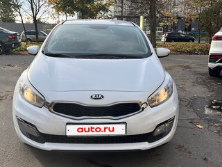 2014 Kia Ceed II, белый, 990000 рублей, вид 5