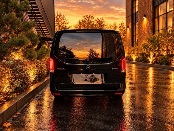 2026 Mercedes-Benz V-Класс Extra Long 300 d экстра длинный III (W447) Рестайлинг 2, чёрный, 13990000 рублей - вид 6