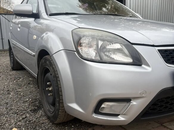 2010 Kia Rio II Рестайлинг, серебристый, 330000 рублей - вид 1