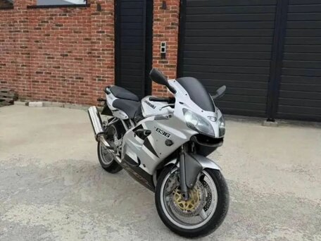 2002 Kawasaki ZX-6R Ninja, серебристый, 450000 рублей, вид 3
