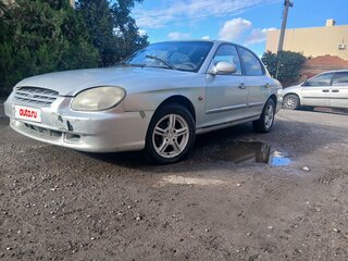 1999 Hyundai Sonata IV (EF), серебристый, 230000 рублей, вид 1