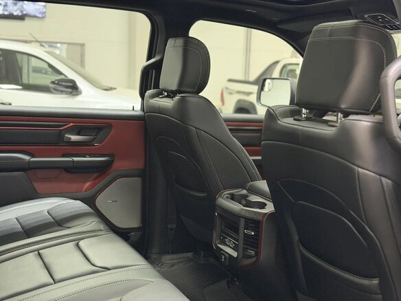 2025 Ram 1500 Crew Cab V Рестайлинг, синий, 8990000 рублей - вид 10