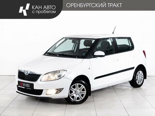 2011 Skoda Fabia II Рестайлинг, белый, 494000 рублей, вид 1
