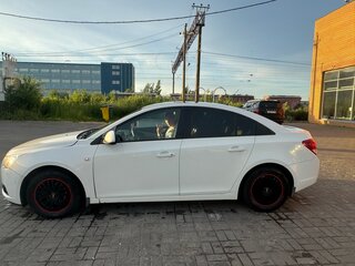 2011 Chevrolet Cruze I, белый, 585000 рублей, вид 2