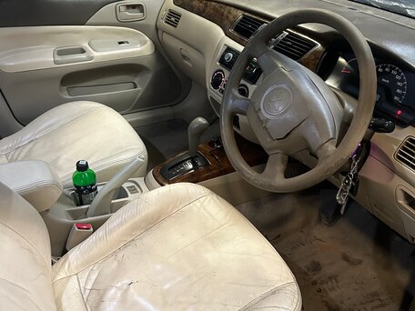 2001 Mitsubishi Lancer Cedia IX, белый, вид 4