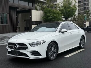 2022 Mercedes-Benz A-Класс 180 IV (W177), белый, 1750898 рублей, вид 2