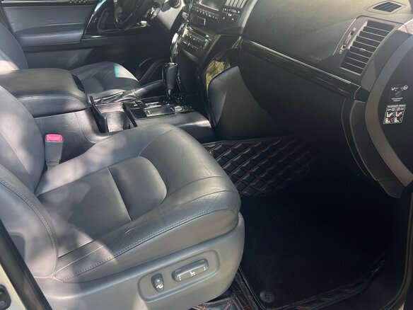 2008 Toyota Land Cruiser 200 Series, серебристый, 4000000 рублей - вид 18