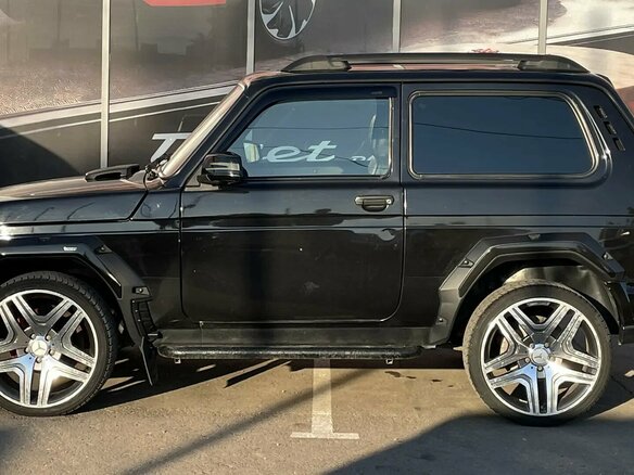 2019 Lada (ВАЗ) 2121 (4x4) Urban I Рестайлинг (2020), чёрный, 710000 рублей - вид 4