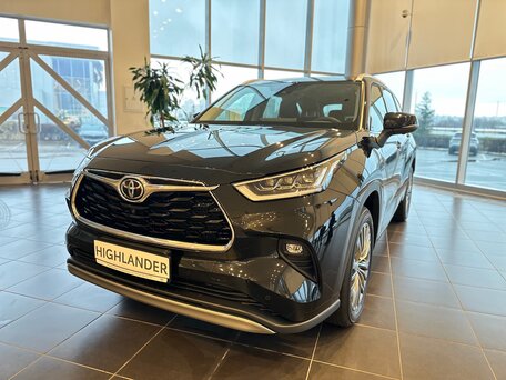 Toyota Highlander IV (XU70)