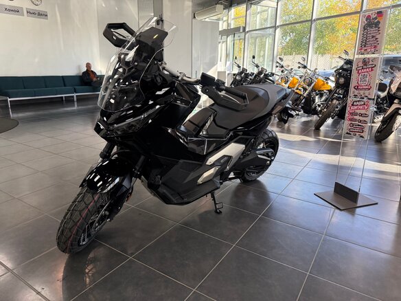 2026 Honda X-ADV, чёрный, 1650000 рублей - вид 8