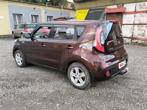 2018 Kia Soul II Рестайлинг, коричневый, 1190000 рублей - вид 4
