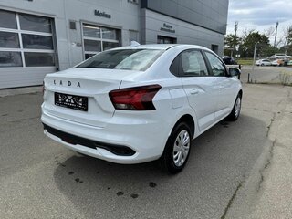 2026 Lada (ВАЗ) Vesta I Рестайлинг (NG), белый, 1785000 рублей, вид 4