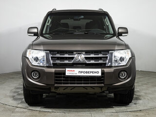 2011 Mitsubishi Pajero IV Рестайлинг 1, коричневый, 1649585 рублей, вид 2