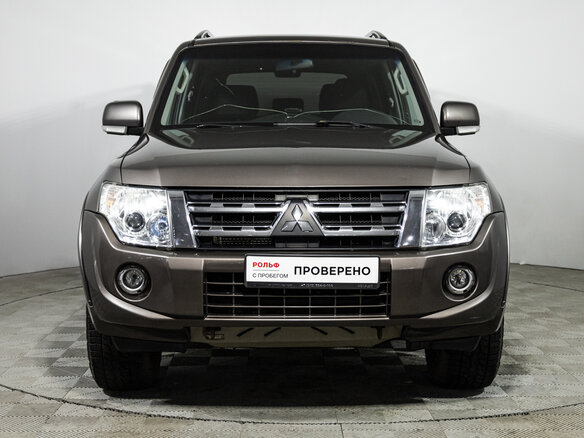 2011 Mitsubishi Pajero IV Рестайлинг 1, коричневый, 1549585 рублей - вид 1